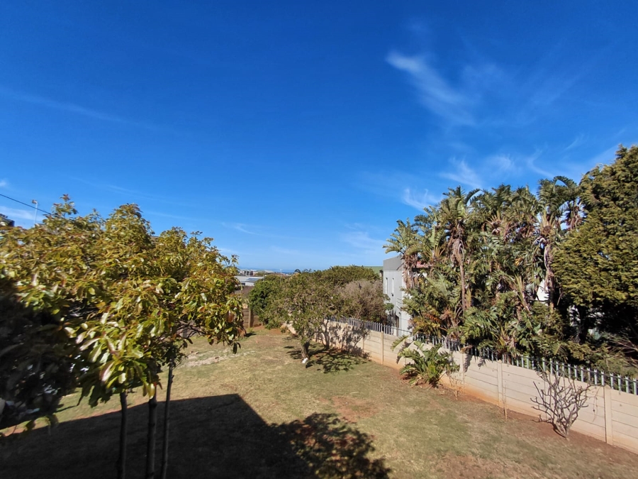 5 Bedroom Property for Sale in C Place Eastern Cape